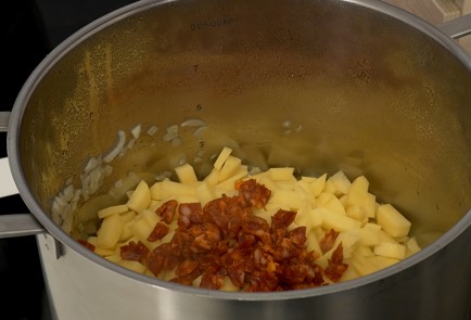 Фото шага рецепта Португальский суп калду верде 93965 шаг 7  