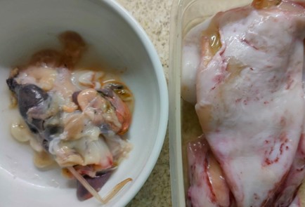 Фото шага рецепта Кальмары фаршированные рисом с яйцом 190229 шаг 3  