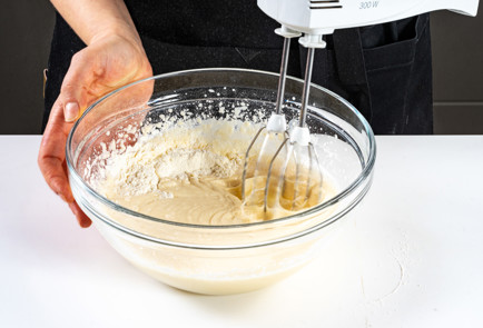 Фото шага рецепта Канапе из вафли с малиной и фисташкой 191022 шаг 7  