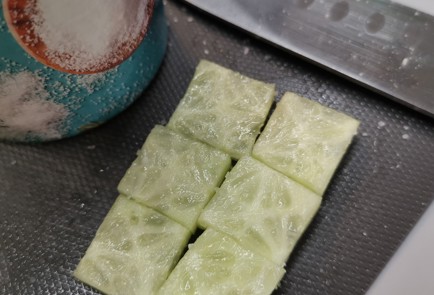 Фото шага рецепта Канапе с адыгейским сыром 175384 шаг 5  