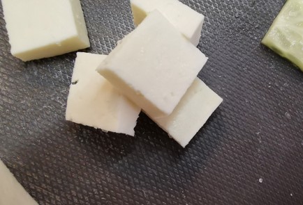 Фото шага рецепта Канапе с адыгейским сыром 175384 шаг 6  