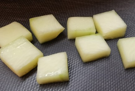 Фото шага рецепта Канапе с кабачком 175386 шаг 1  