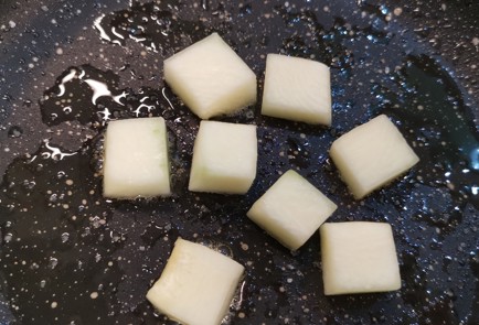 Фото шага рецепта Канапе с кабачком 175386 шаг 4  