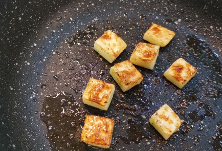 Фото шага рецепта Канапе с кабачком 175386 шаг 6  