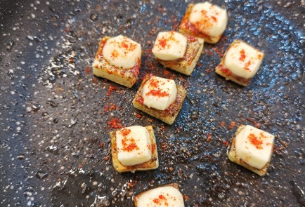 Фото шага рецепта Канапе с кабачком 175386 шаг 9  