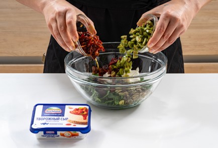 Фото шага рецепта Каннеллони с творожным сыром вялеными томатами и оливками 188035 шаг 6  