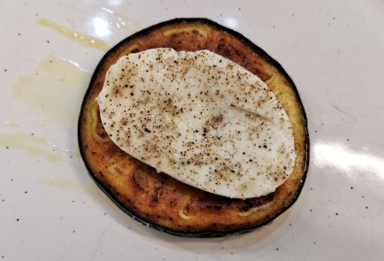 Фото шага рецепта Капрезе из баклажана 152929 шаг 6  