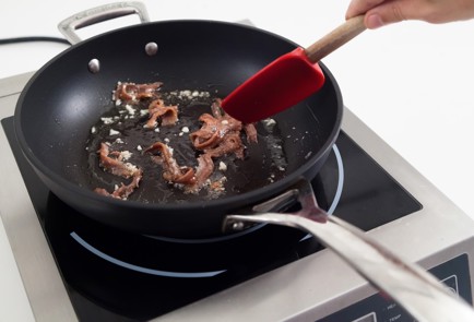 Фото шага рецепта Капуста с анчоусами 28386 шаг 2  