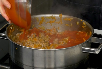 Фото шага рецепта Капуста с фаршем 151653 шаг 8  