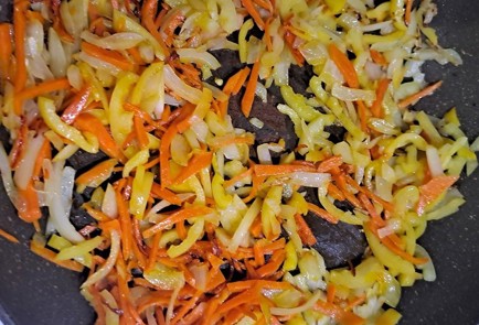 Фото шага рецепта Капуста тушеная 190635 шаг 5  