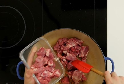 Фото шага рецепта Капустная солянка с мясом 126532 шаг 3  