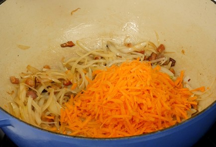 Фото шага рецепта Капустная солянка с мясом 126532 шаг 5  