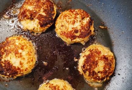 Фото шага рецепта Капустные котлеты 190477 шаг 8  