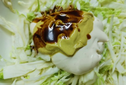 Фото шага рецепта Капустный салат 191402 шаг 6  