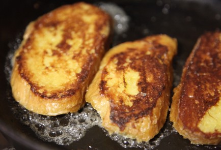 Фото шага рецепта Карамельные гренки 173370 шаг 10  