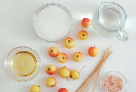 Фото шага рецепта Карамельные яблоки 80302 шаг 1