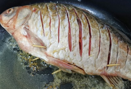 Фото шага рецепта Карась пофранцузски 175193 шаг 7  