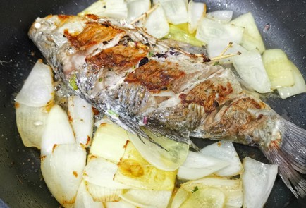 Фото шага рецепта Карась в майонезном соусе 175194 шаг 11  