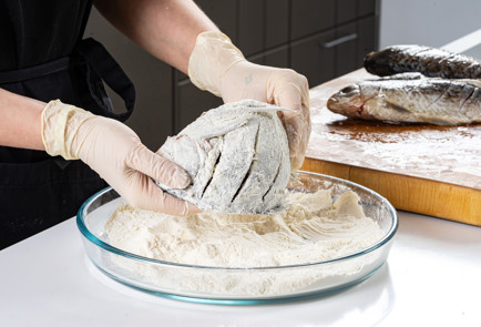 Фото шага рецепта Караси в сметане 191438 шаг 6  