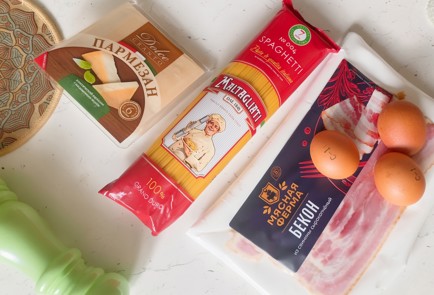 Фото шага рецепта Карбонара с беконом 191343 шаг 1