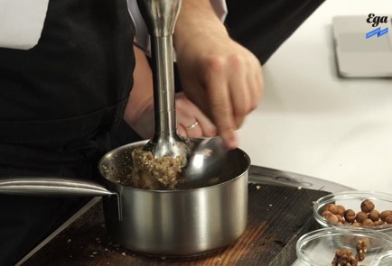 Фото шага рецепта Карпаччо из фейхоа и свеклы с ореховой пастой 126199 шаг 2  