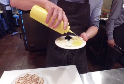 Фото шага рецепта Карпаччо из селедки 174729 шаг 7  