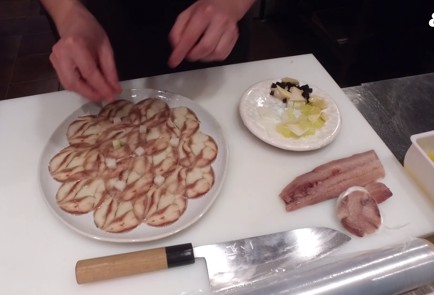 Фото шага рецепта Карпаччо из селедки 174729 шаг 8  