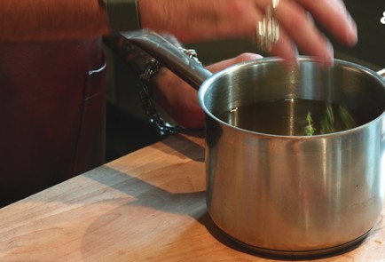 Фото шага рецепта Картофель хассельбак 187463 шаг 4  