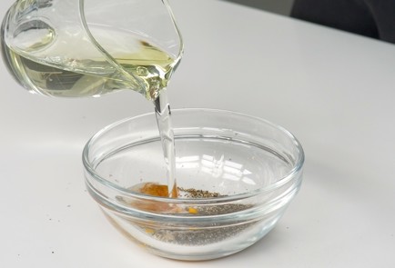 Фото шага рецепта Картофель подеревенски с соусом 151669 шаг 3  