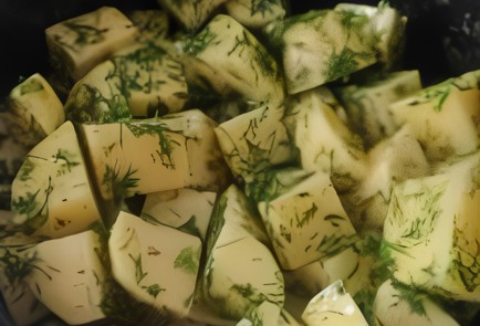 Фото шага рецепта Картофель подеревенски с укропом 152636 шаг 8