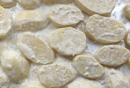 Фото шага рецепта Картофель с чесноком в духовке 173506 шаг 11  