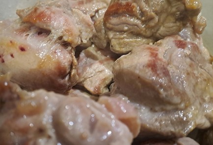 Фото шага рецепта Картофель со свининой 190404 шаг 3