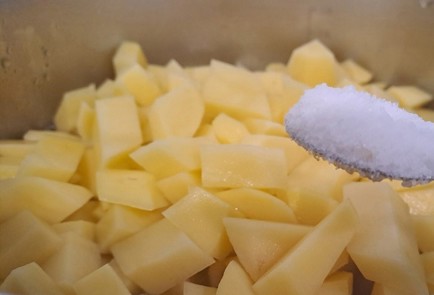 Фото шага рецепта Картофель тушенный с говядиной 190094 шаг 10  