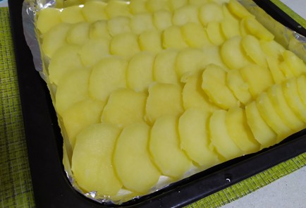 Фото шага рецепта Картофельная запеканка в духовке с бужениной 189743 шаг 4