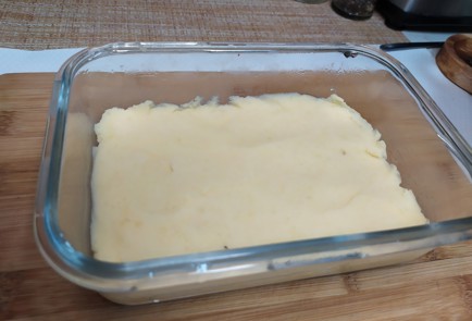 Фото шага рецепта Картофельная запеканка с грибами 190520 шаг 6  