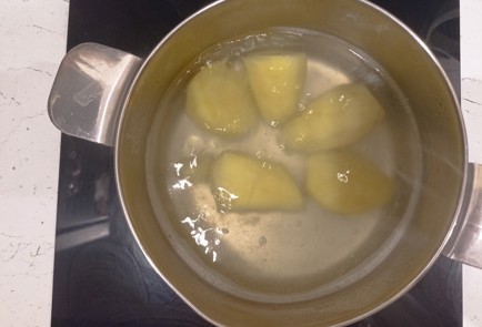 Фото шага рецепта Печенье из картошки 191563 шаг 1  