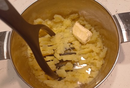 Фото шага рецепта Печенье из картошки 191563 шаг 3  