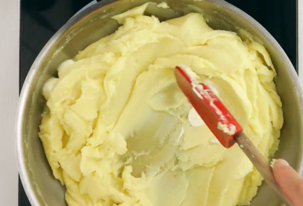 Фото шага рецепта Картофельное пюре по мотивам Робюшона 21336 шаг 7