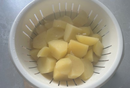 Фото шага рецепта Картофельное пюре на сливках 190025 шаг 5  