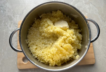Фото шага рецепта Картофельное пюре на сливках 190025 шаг 8  