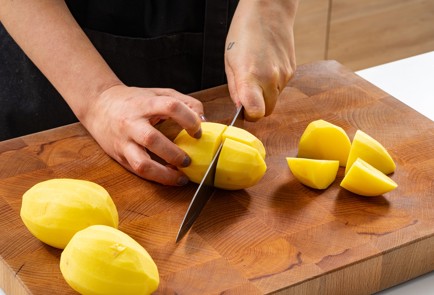 Фото шага рецепта Картофельное пюре с клюквой 175440 шаг 2  