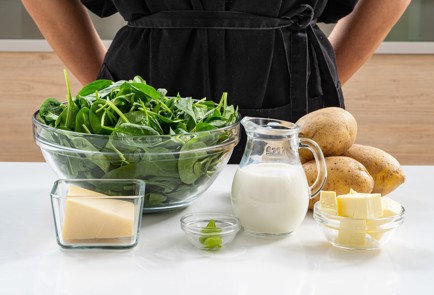 Фото шага рецепта Картофельное пюре с васаби и шпинатом 175436 шаг 1  