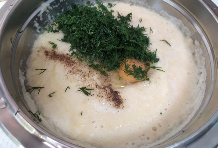 Фото шага рецепта Картофельные лепешки с зеленью 190125 шаг 6  