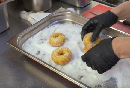 Фото шага рецепта Картофельные пончики Джузеппе Дави 137672 шаг 7  