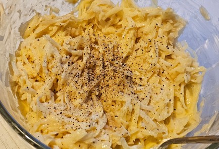 Фото шага рецепта Картофельные вафли с салом 186690 шаг 8  