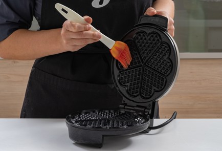 Фото шага рецепта Картофельные вафли 175105 шаг 5  