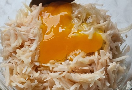 Фото шага рецепта Картофельные вафли 186651 шаг 5  