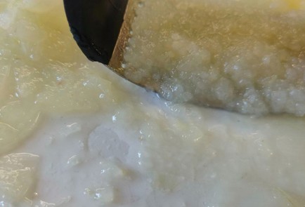 Фото шага рецепта Картофельный суп с рисом на говяжьем бульоне 189949 шаг 13