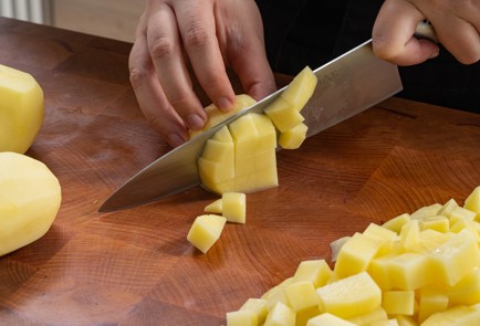 Фото шага рецепта Картошка с грибами в духовке 174824 шаг 3  