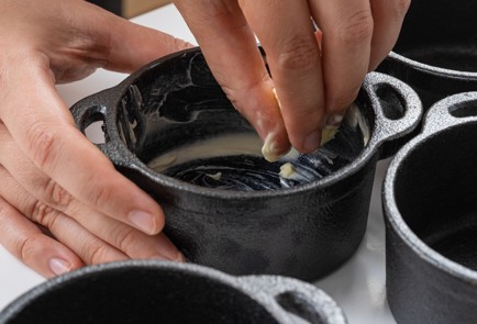 Фото шага рецепта Картошка с грибами в духовке 174824 шаг 5  